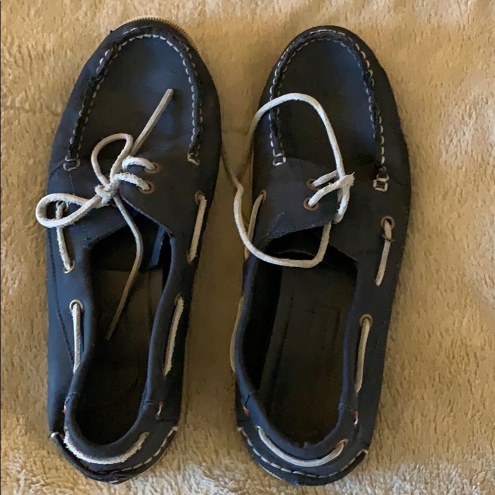 Tommy Hilfiger blue boat shoes